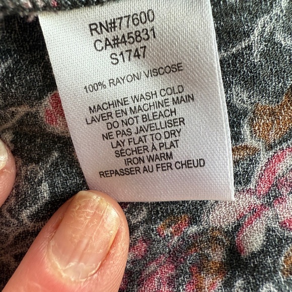 SALTWATER LUXE Floral Women's Skirt Size S - Picture 4 of 7